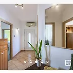 Lily Pet Friendly * Pula